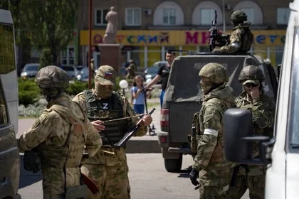 Russian Troops Set to Expand by 200-300 Thousand, Says Ukrainian Defense Minister