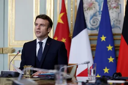 Macron to Push Xi to ‘Pressure’ Russia on Ukraine