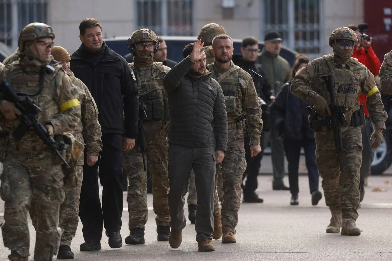 Ukraine’s Zelensky Visits Kherson after Russian Retreat