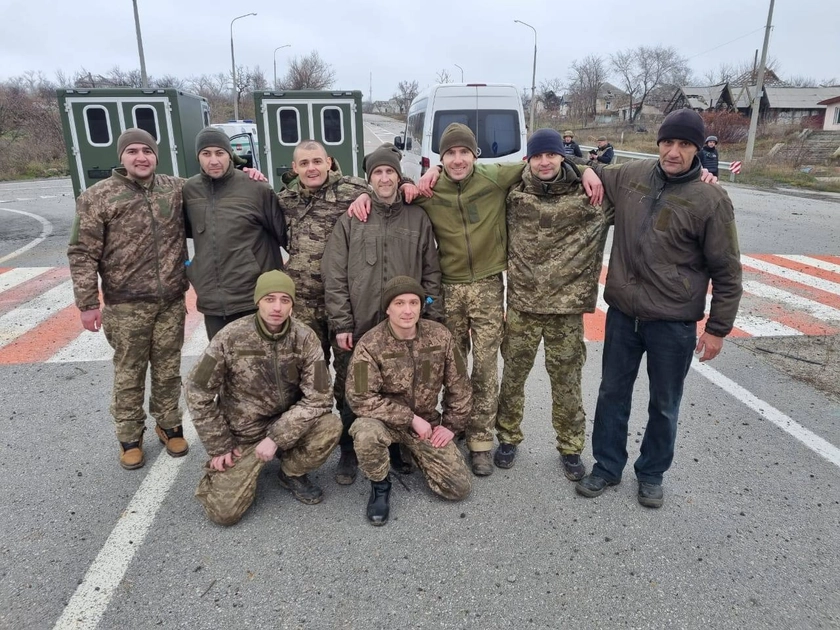 Україна повернула з полону ще 12 українців