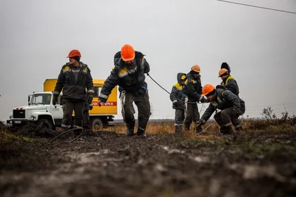 На Одещині до споживачів поступово повертається світло