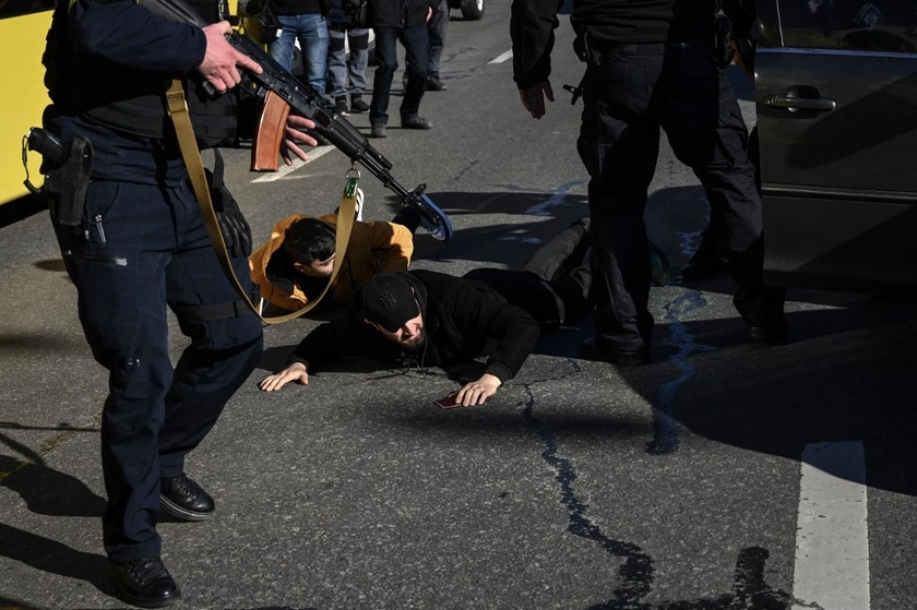 'Every One of Them will be Punished': Kherson Hunts for Traitors