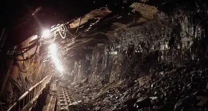 На шахтах Кривого Рогу через знеструмлення застрягли майже півтисячі гірників