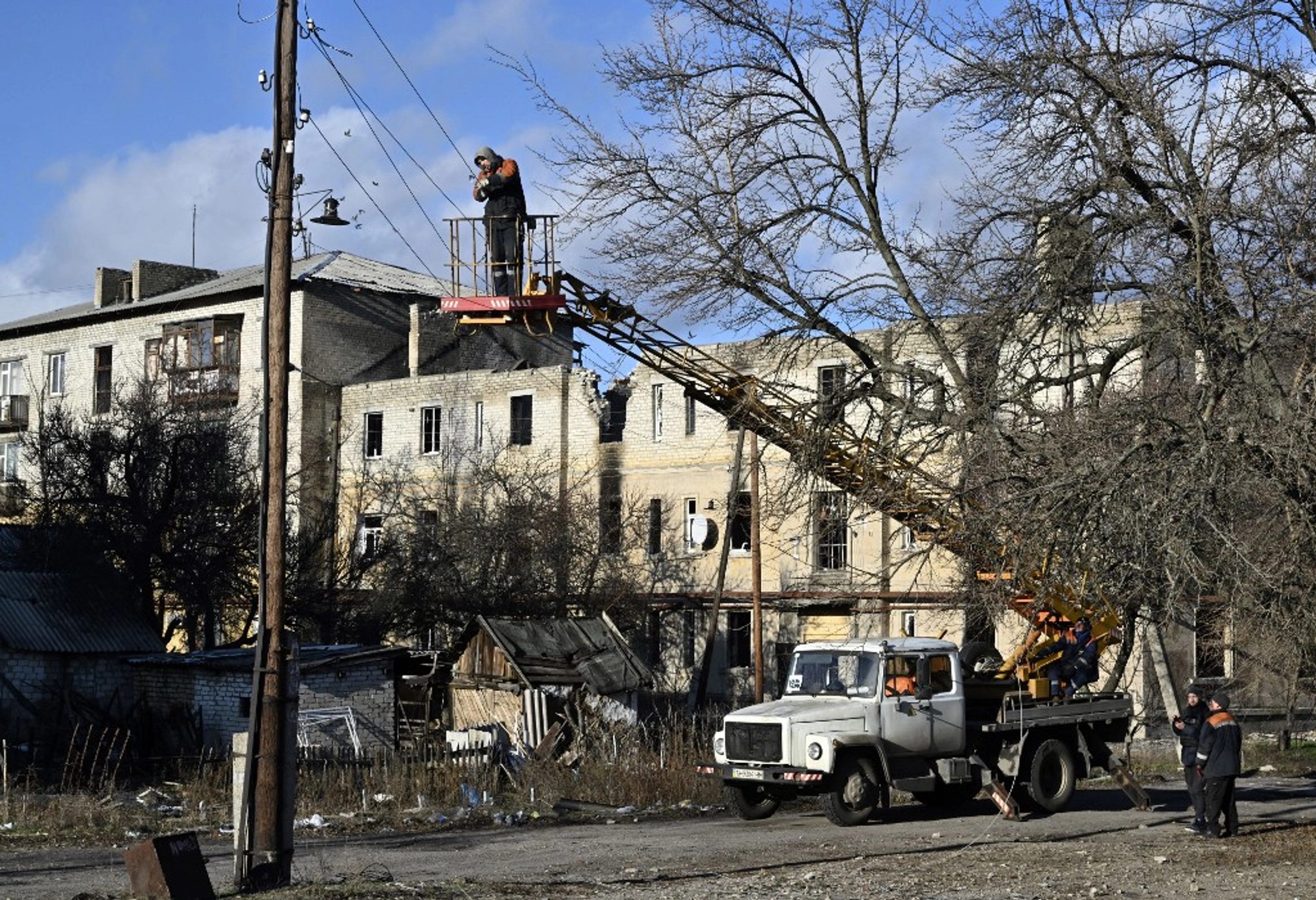 Ukraine Races to Restore Power After Russian Missiles Batter Grid