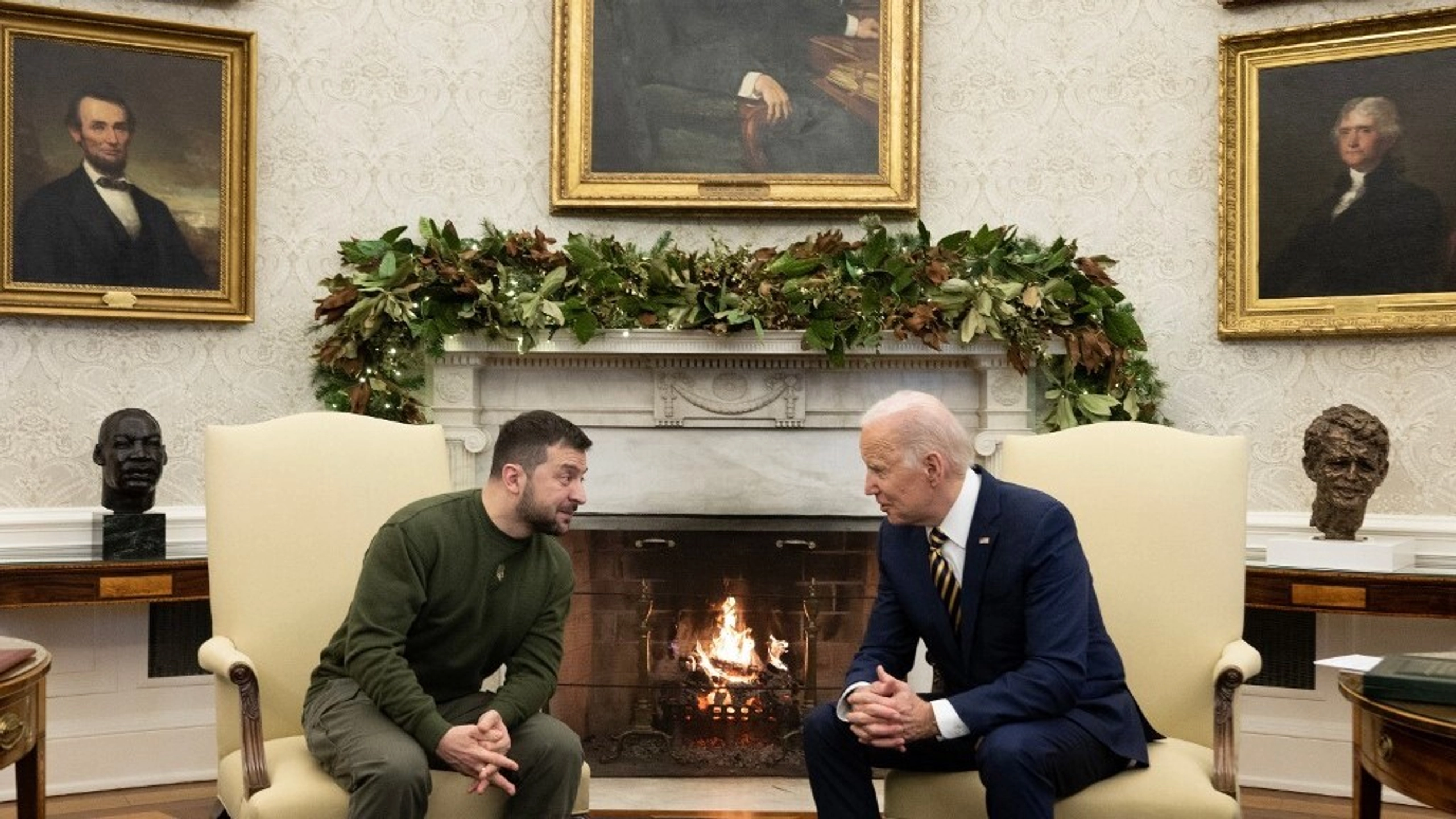 EXPLAINED: Biden and Zelensky Meeting – What Happened in Washington?