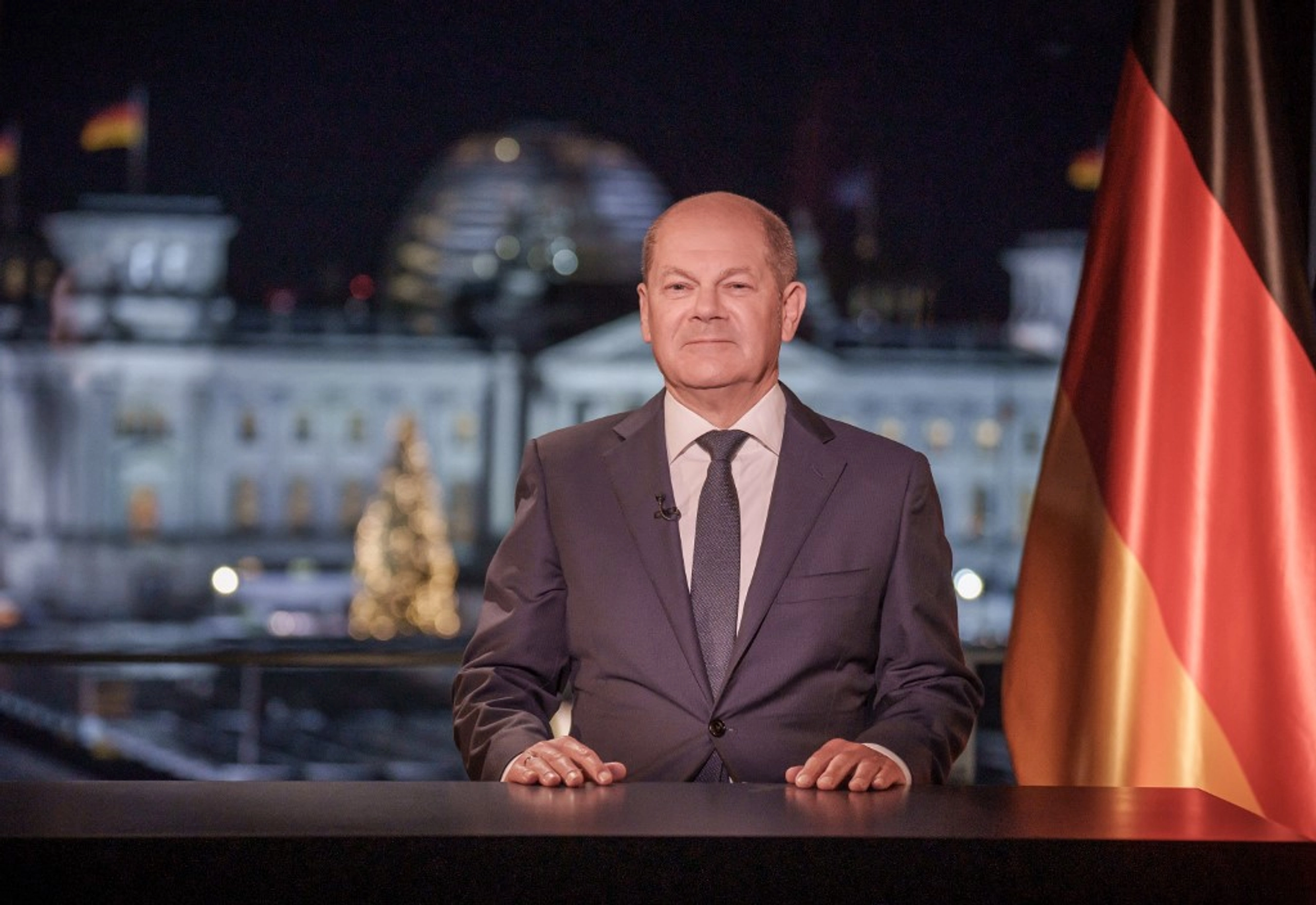 Шольц у новорічному вітанні запевнив у подальшій підтримці України