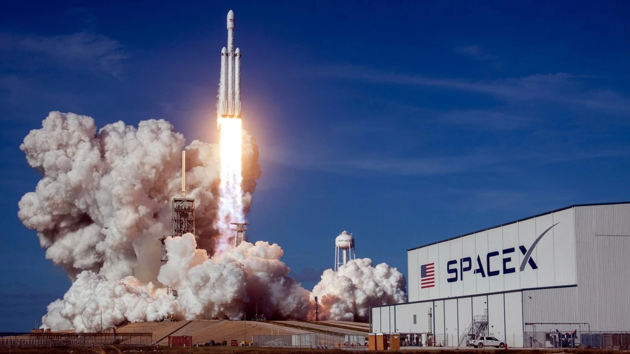 Ракета SpaceX у вівторок виведе на орбіту український наносупутник