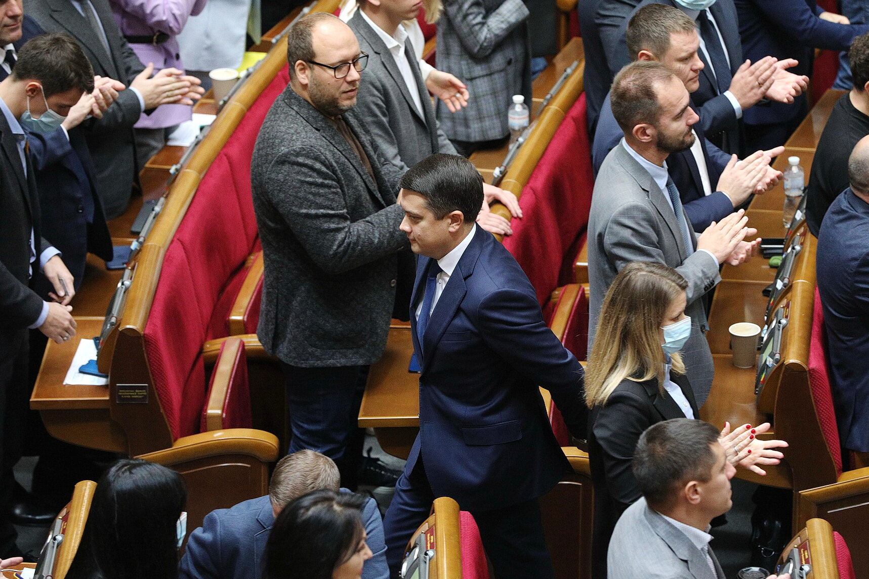 Verkhovna Rada speaker Dmytro Razumkov leaves Rada after giving a speech to lawmakers on the vote for his dismissal on Oct.7, 2021