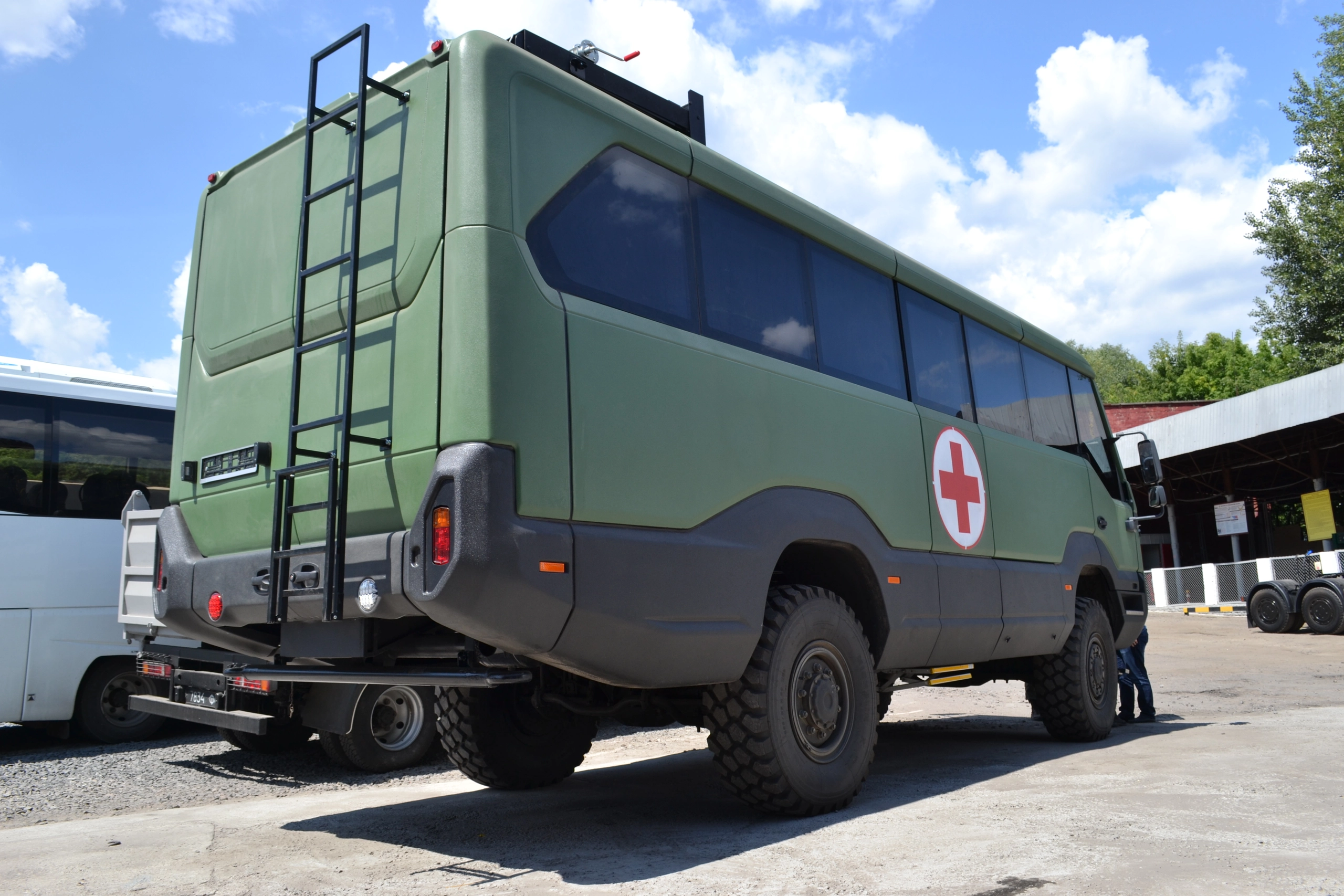 An ambulance version of the Tursus Praetorian bus sold to the National Guard of Ukraine. Its creators claim it can fit up to 12 wounded patients and some medical staff. (Torsus)