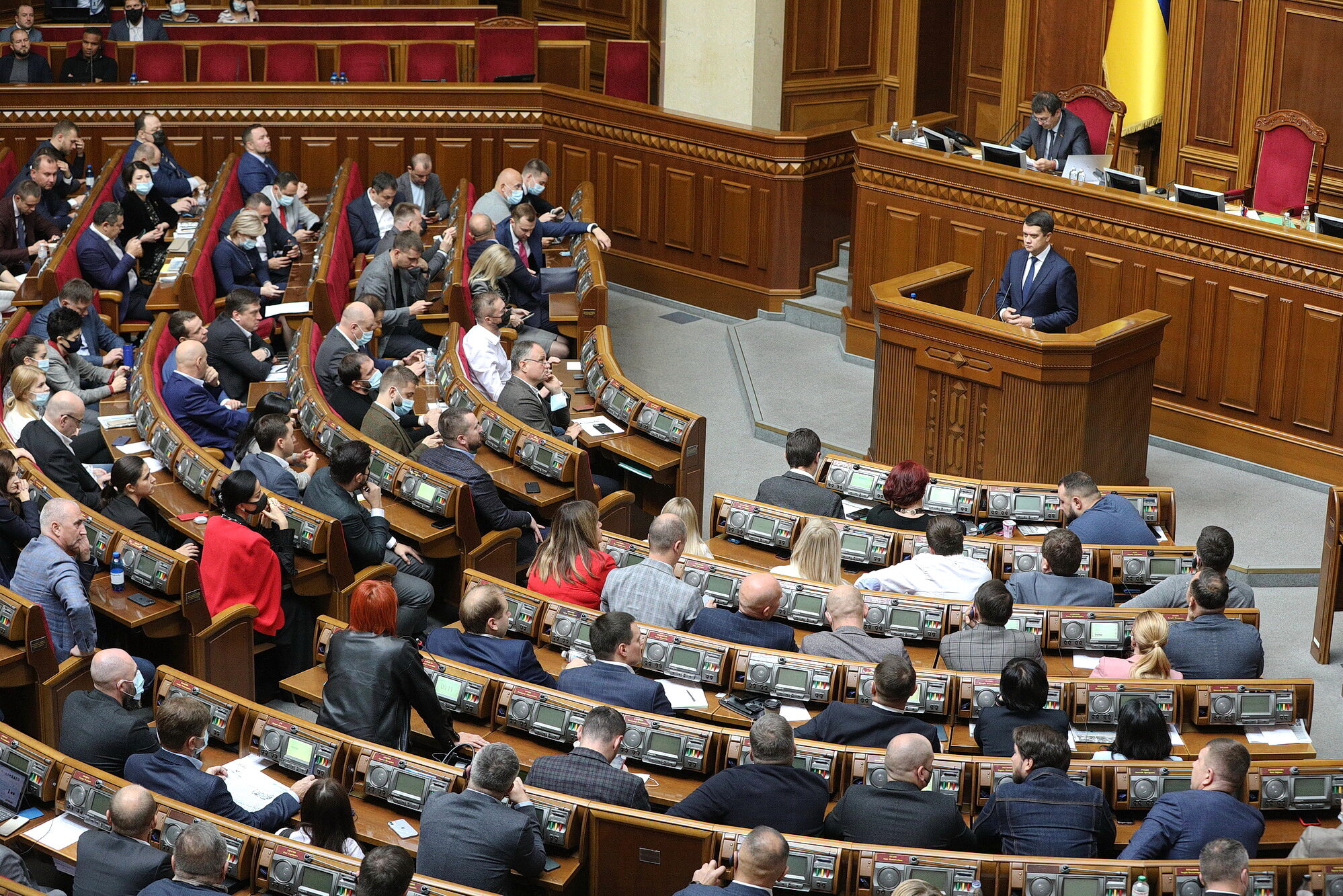 Dmytro Razumkov, the speaker of the Verkhovna Rada, gives a speech before the voting for his dismissal on Oct.7, 2021