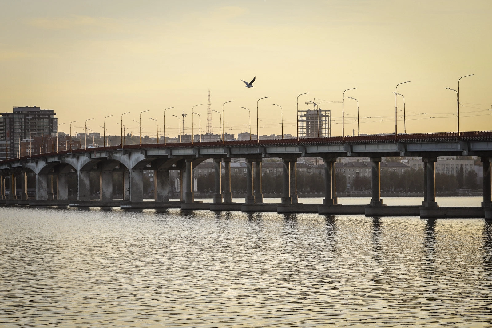 The bridge over Dnipro River photographed on Oct. 6, 2020. The bridge was the subject of a bet between President Volodymyr Zelensky and Dnipro Mayor Borys Filatov. If the mayor hadn&#8217;t completed the reconstruction by the agreed time, he would resign.