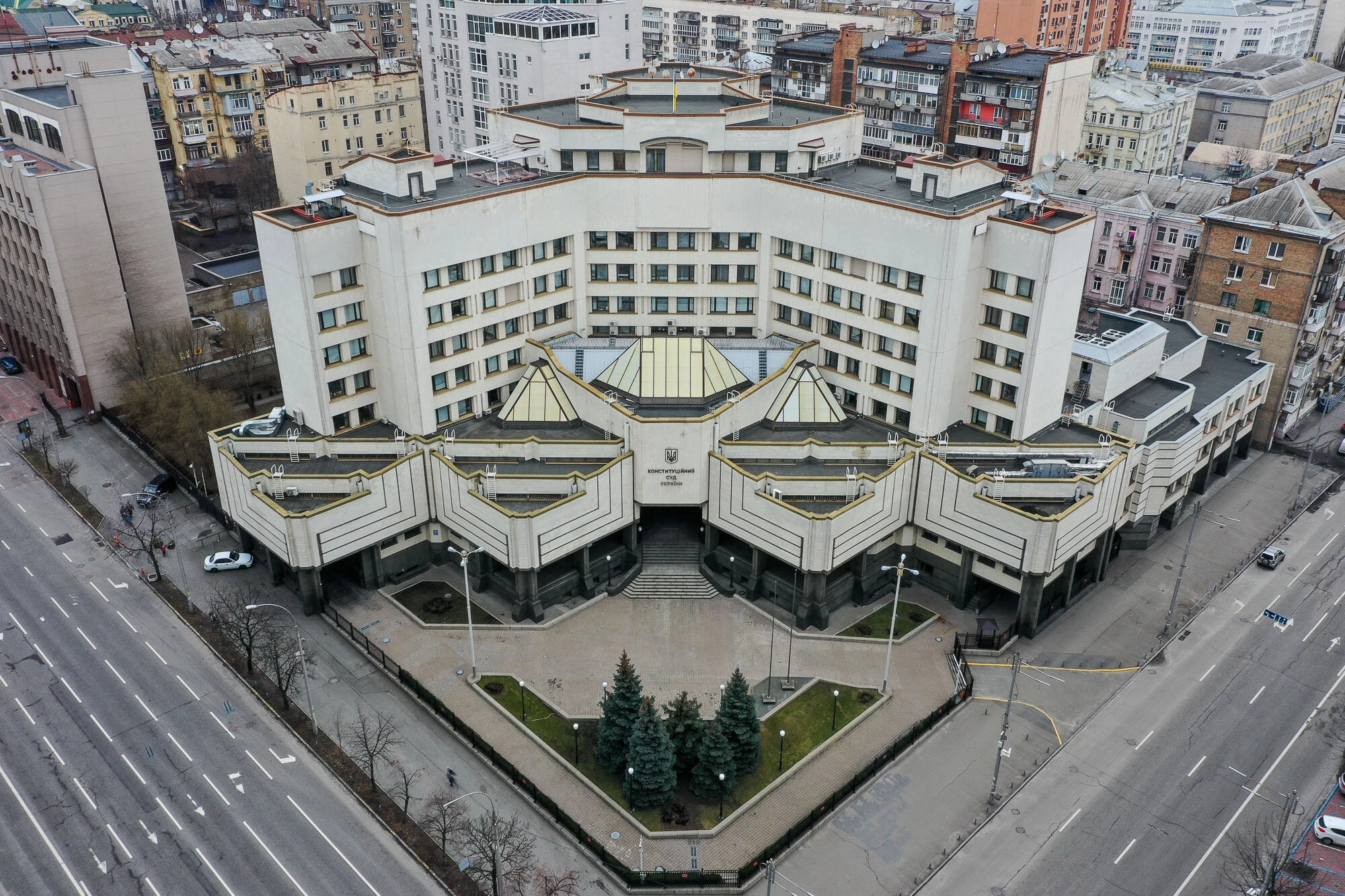 Ukraine&#8217;s Constitutional Court is located in downtown Kyiv near the Olimpiiska metro station.