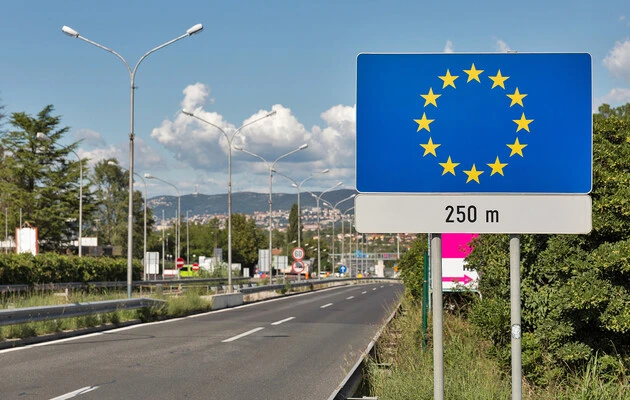 Число нелегальних перетинів кордонів Євросоюзу торік було найбільшим з 2016-го