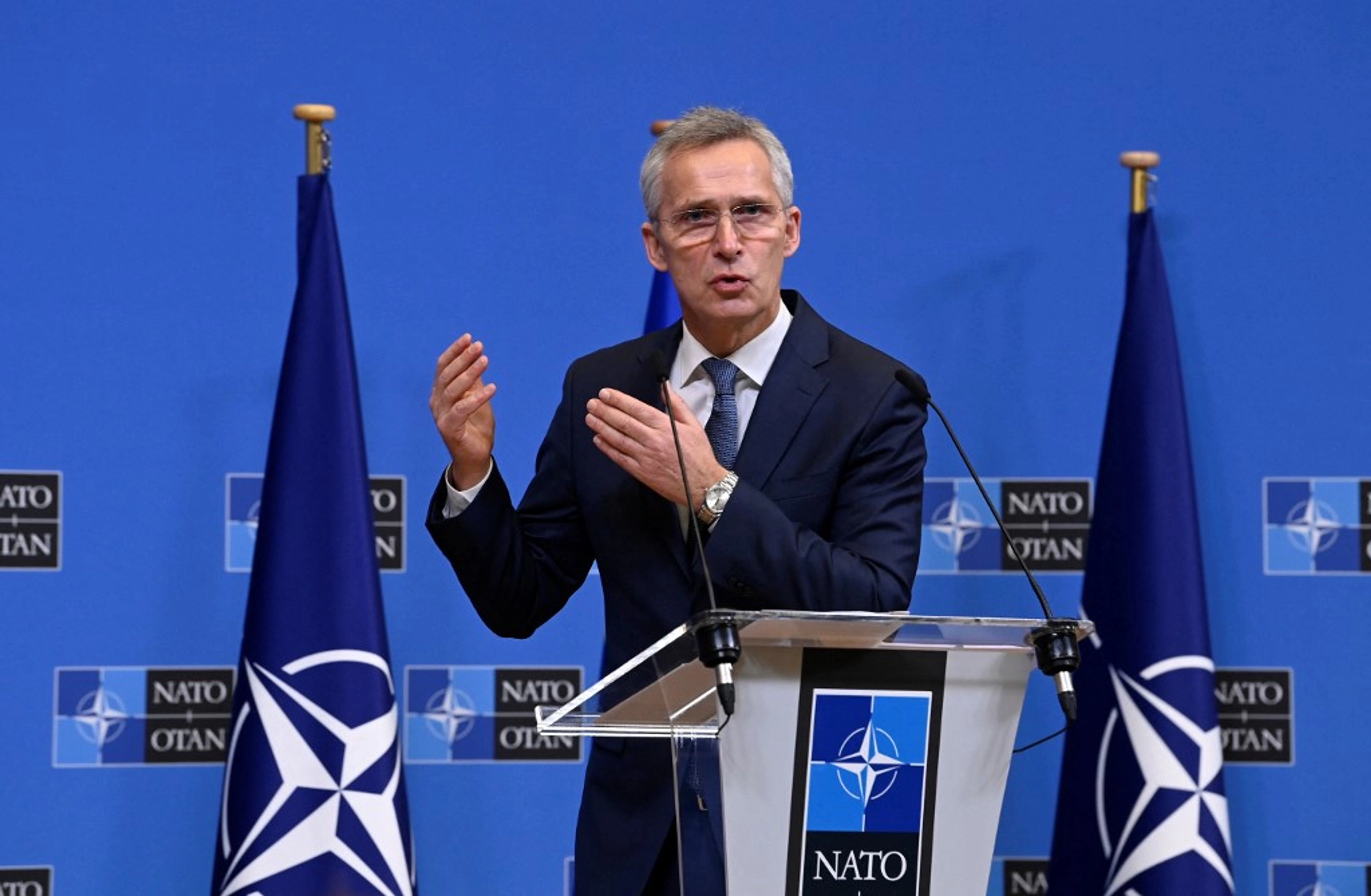 EXPLAINED: NATO Hints About More Heavy Weapons for Ukraine