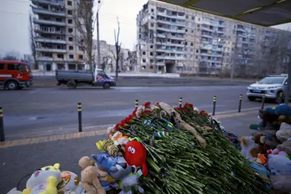 توقيف أربعة أشخاص في روسيا قرب نصب تذكاري مرتجل لضحايا دنيبرو