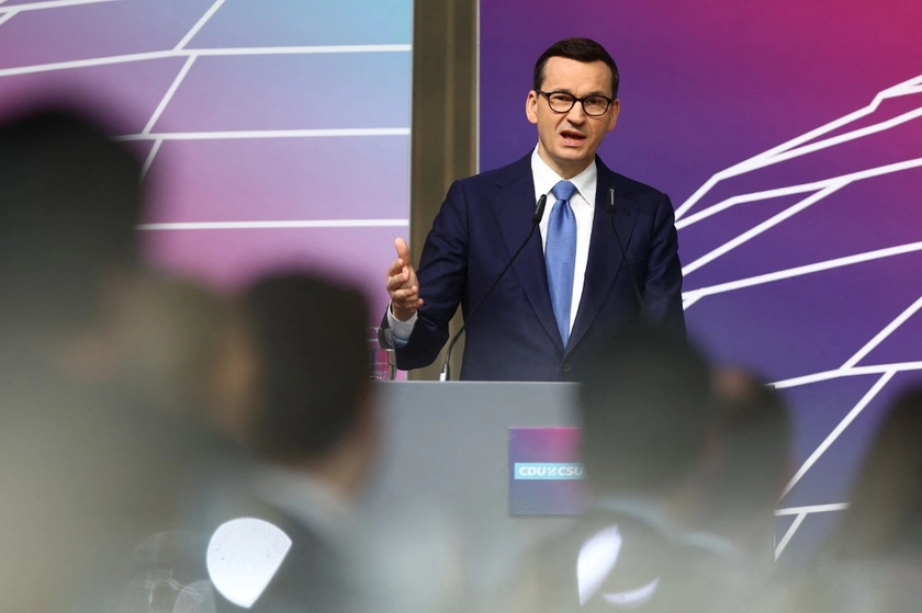Прем'єр Польщі розкритикував позицію Німеччини щодо танків