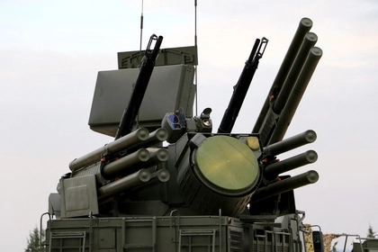 Russia Deploys New Air Defense Systems on Moscow Rooftops