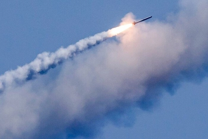 Ракетна атака Росії на Київ: збито близько 20 ракет