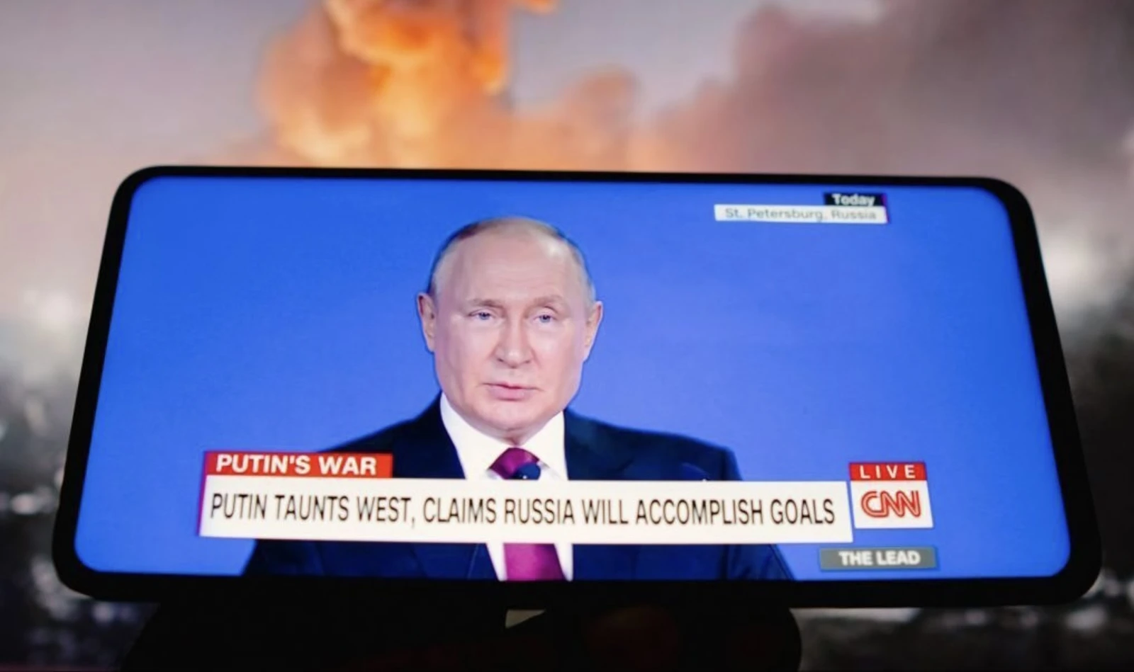 بوتين يواجه الهزيمة في حرب المعلومات