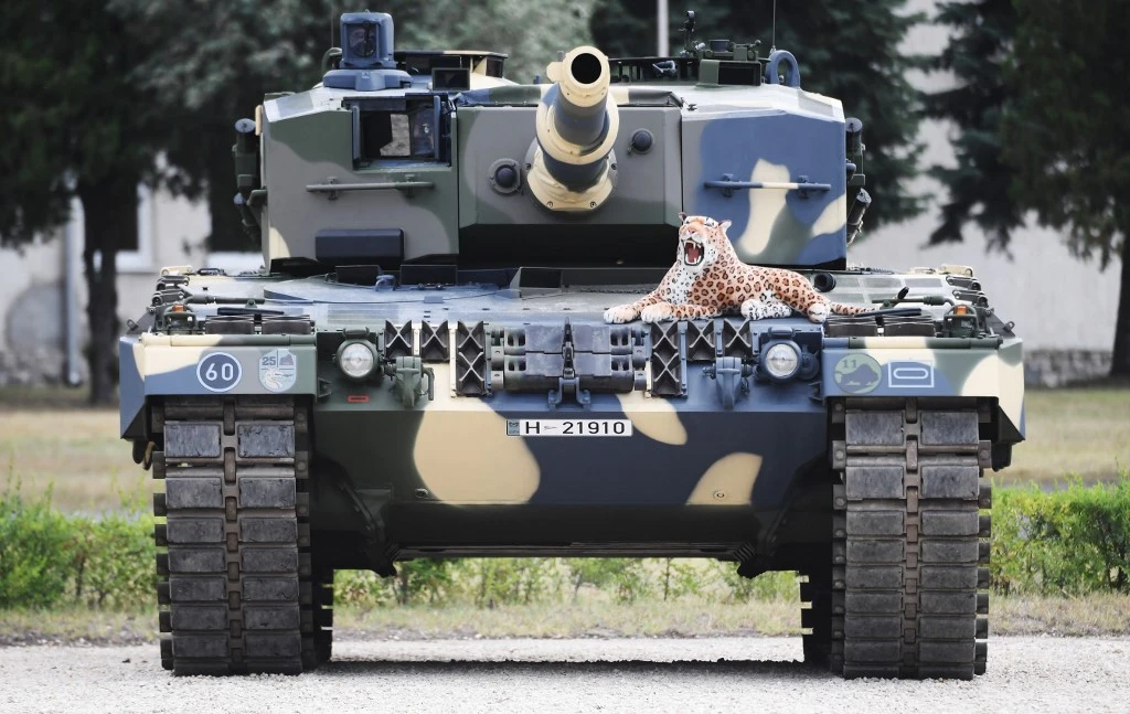 Explained: What makes the Leopard 2 so powerful compared to other Western  tanks?