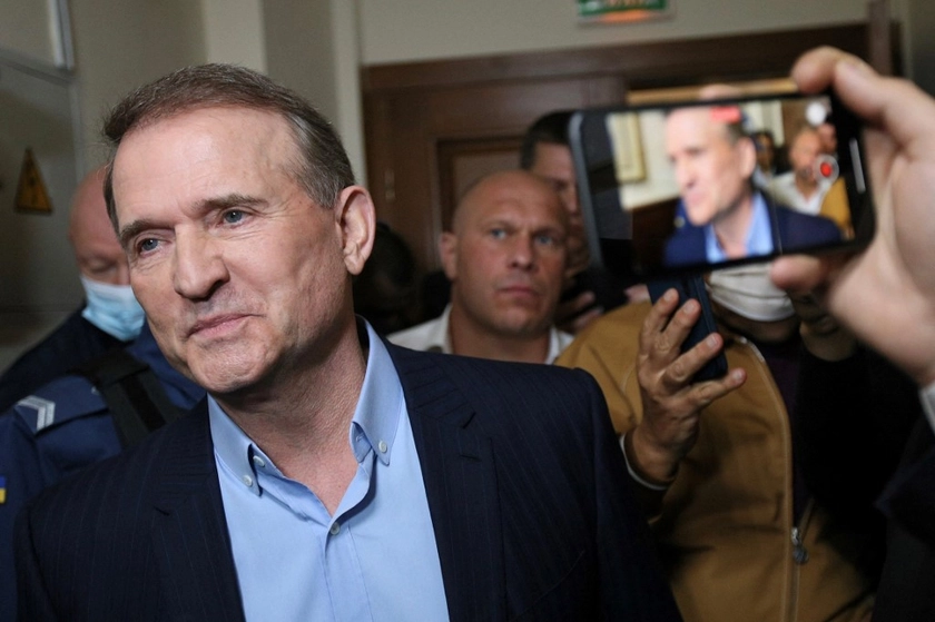 Medvedchuk Treason Case: Is Poroshenko at Risk?