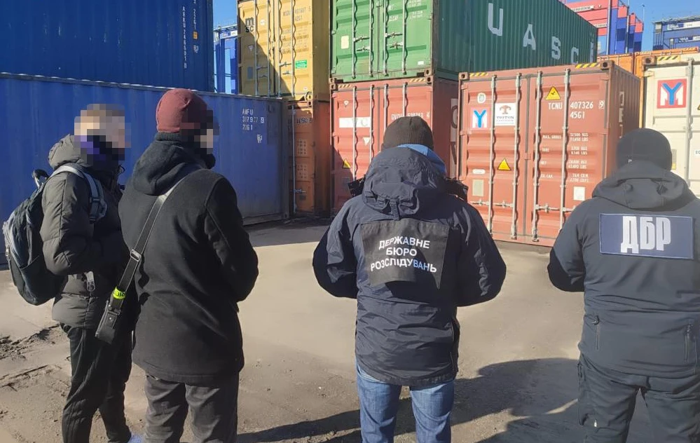 На Одеській митниці знову виявили сотні контейнерів, прихованих від розмитнення