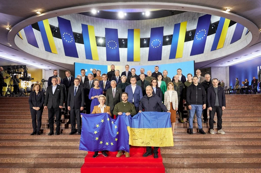 Ukraine Urges EU Accession Talks This Year Ahead of Key Summit