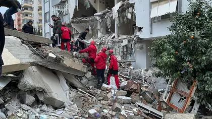 Землетруси у Туреччині: сотні загиблих та понад 2 тисячі постраждалих