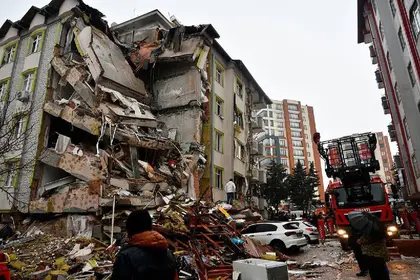 Землетруси у Туреччині: загинули понад 900 людей