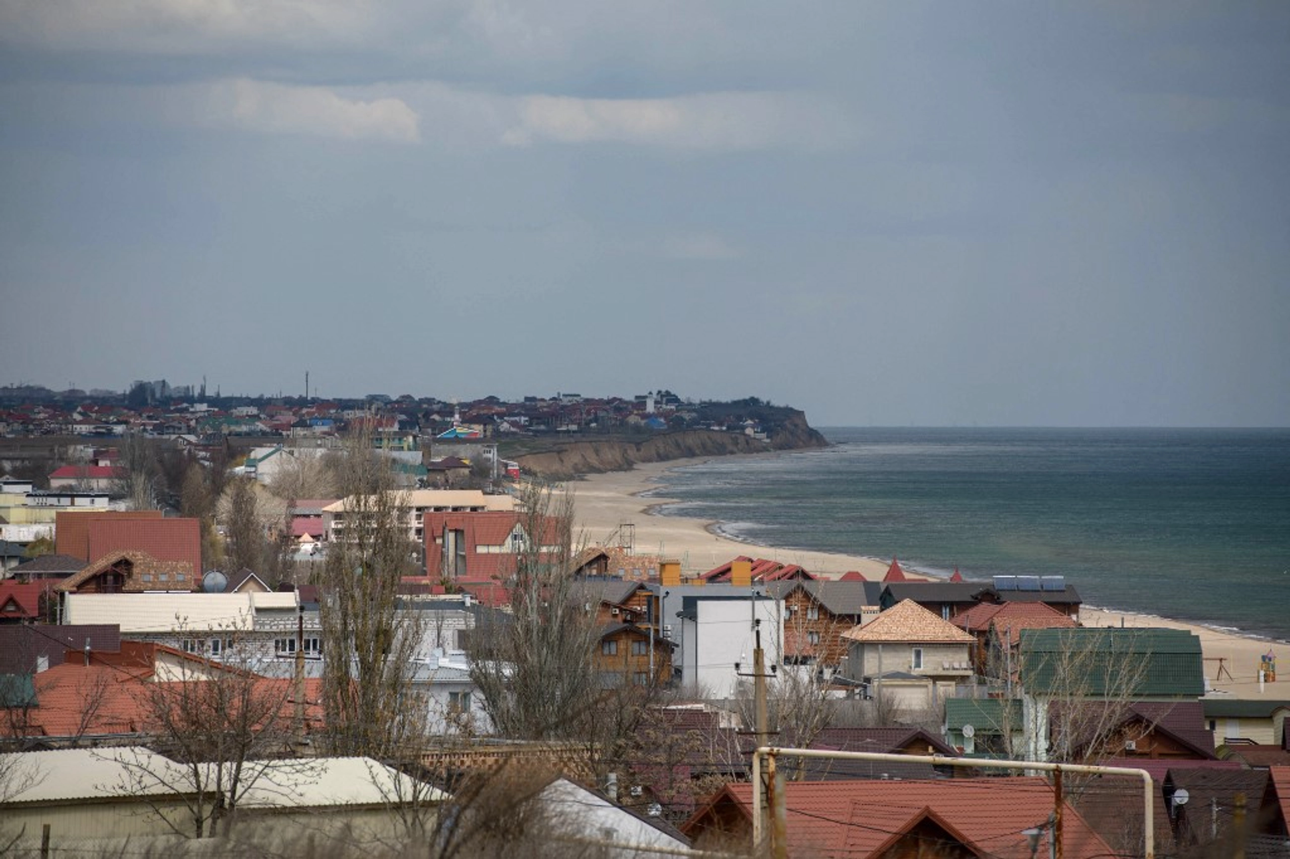 Ukraine’s Merchant Sailors Grounded at Home