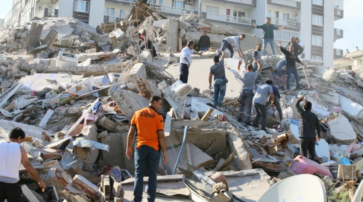 Землетрус у Туреччині: число жертв перевищило 3,5 тисячі осіб