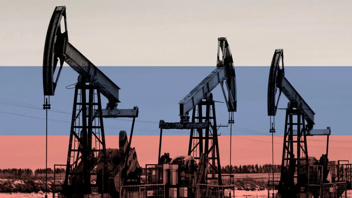 Через ембарго ЄС та цінову стелю: РФ скоротить видобуток нафти