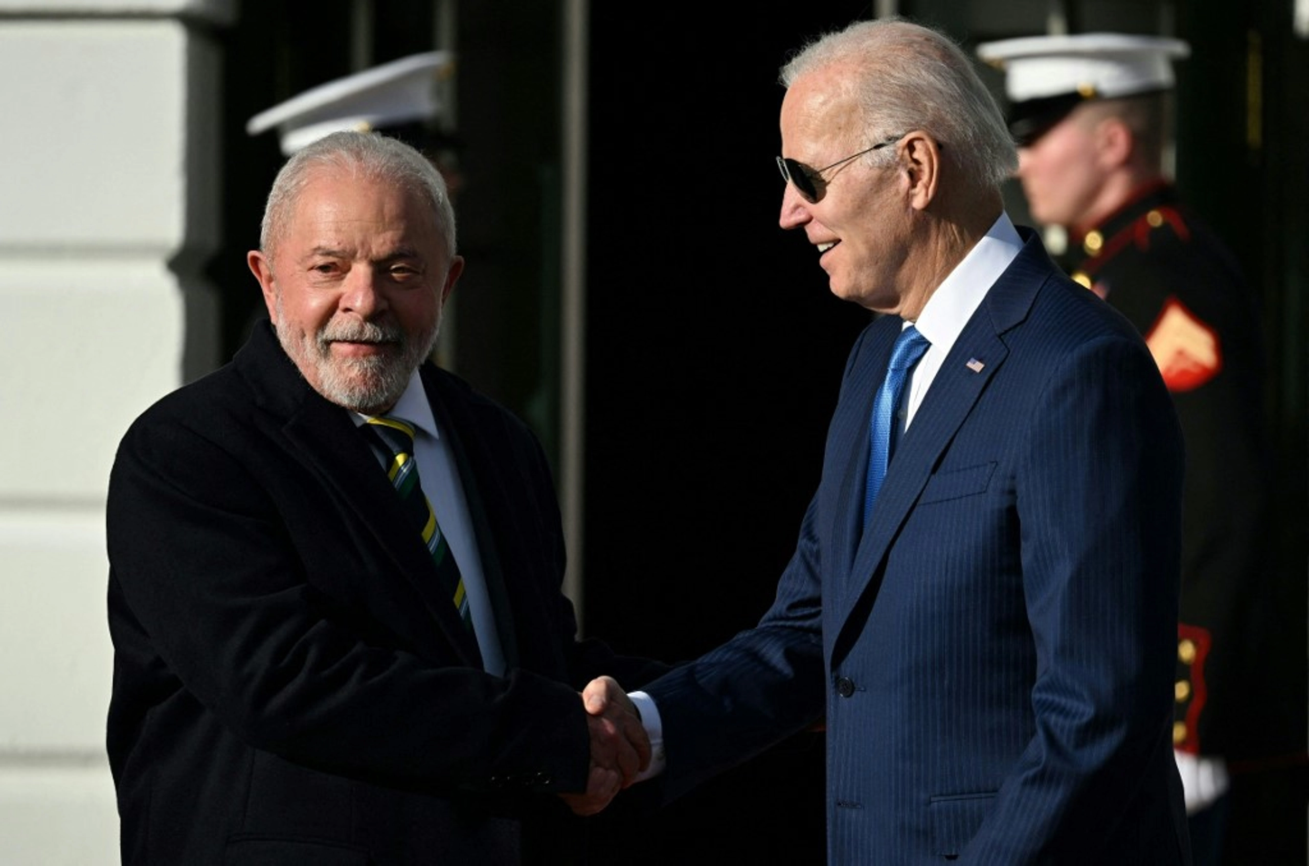 Biden, Lula Vow to Defend Democracy in Americas, Silent Over Ukraine