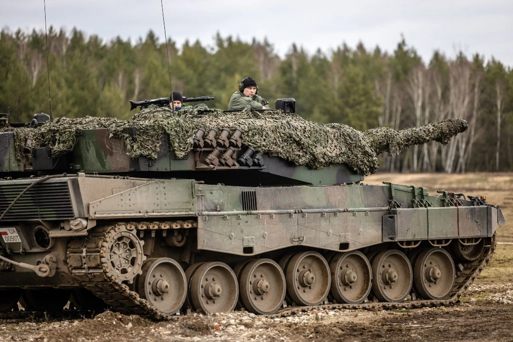 Norway to Donate Eight Leopard 2 Tanks to Ukraine