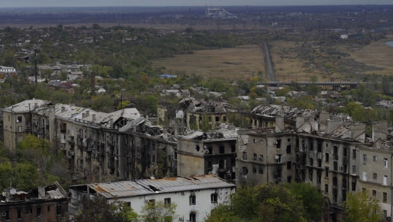 Війна Росії проти України в п’яти розділах