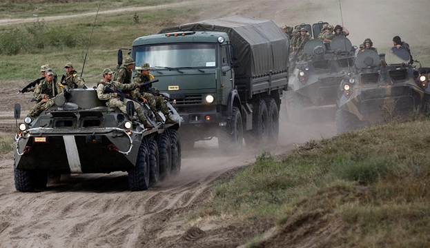 Ukraine Notices Russian Military Convoys Moving Near Northern Borders