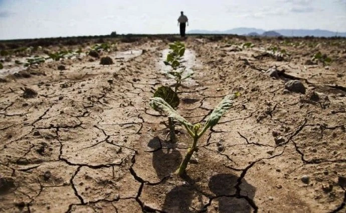 В очікуванні посухи: Франція готується обмежити споживання води
