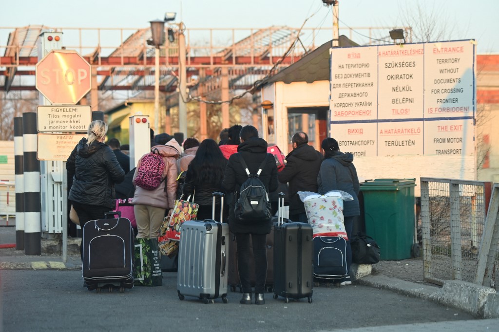 How Can Displaced Ukrainians Return Home?