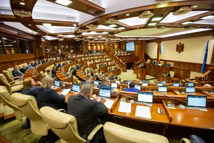 Moldovan Parliament Condemns Russia's Aggression Against Ukraine