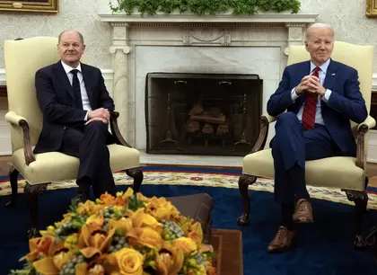 Biden, Scholz Pledge Ukraine Support at White House Talks