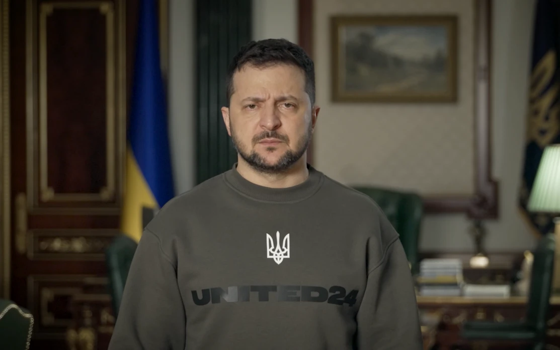 زيلينسكي يتعهد بتعزيز دفاعات باخموت بعد تقارير عن استعداد أوكرانيا للانسحاب