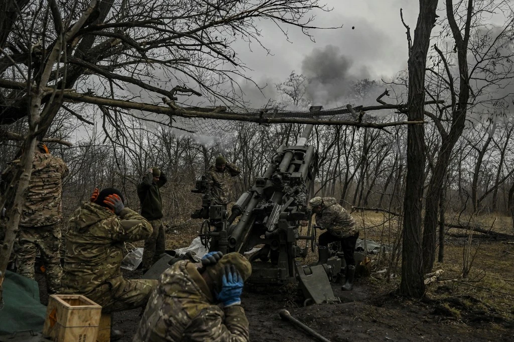 أوكرانيا تستعد لهجوم مضاد بعد معركة شديدة في باخموت