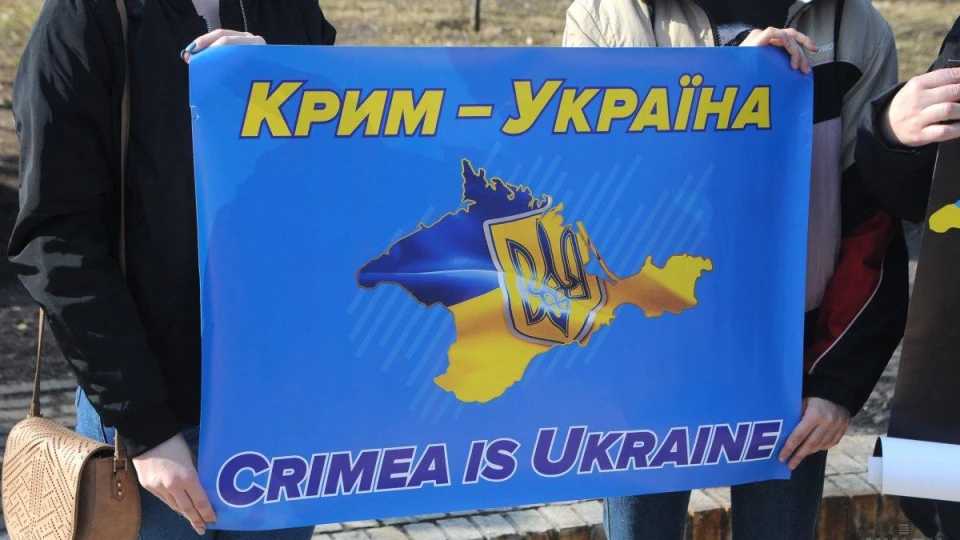 Звільнення Криму військовим шляхом підтримують більшість українців
