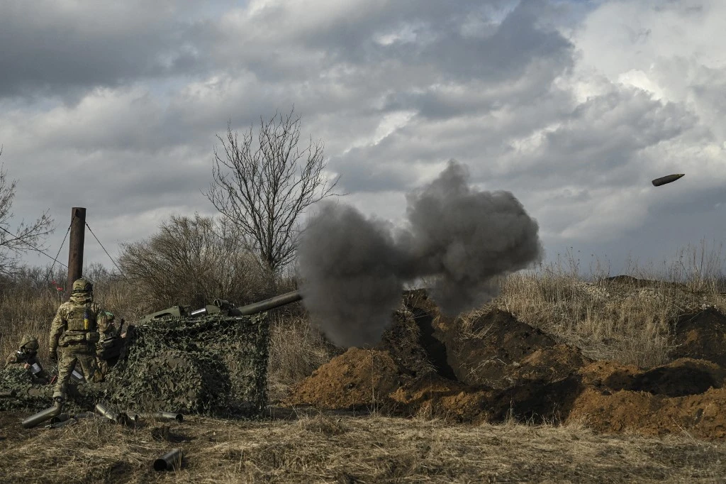 "معارك عنيفة" للسيطرة على وسط باخموت في شرق أوكرانيا