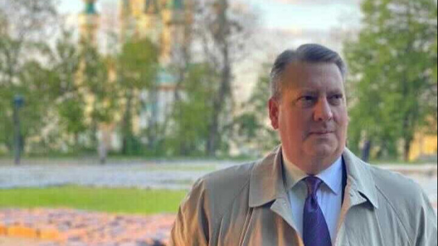 A Republican in Kyiv Sends a Message to Washington - Vimarsana News
