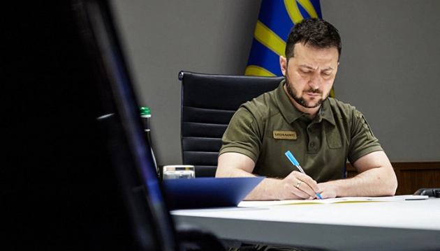 Zelensky Signs New Law Making Defense Procurements More Transparent