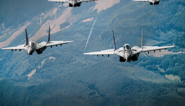 Slovakia Says Sent Four MiG-29s to Ukraine