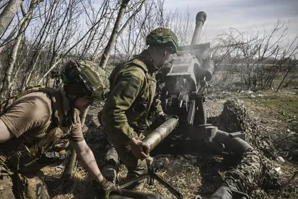Ukraine Says 'Managing to Stabilise' Battle for Bakhmut