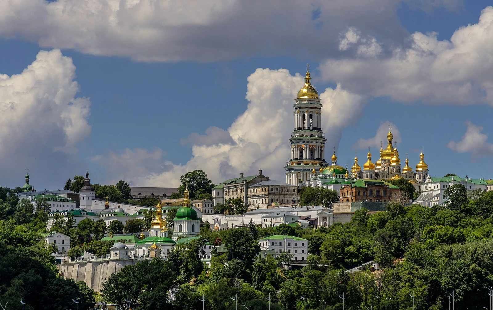 Чому боротьба за Києво-Печерську Лавру – це приклад російсько-української війни, розв’язаної іншими засобами