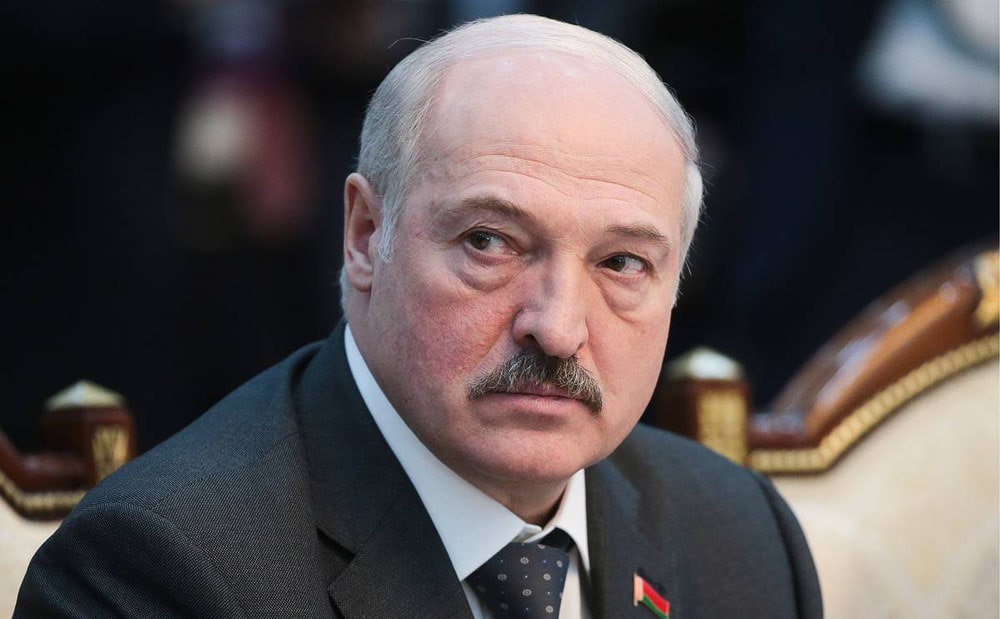 Лукашенко пропонує припинити бойові дії в Україні "з обох сторін"